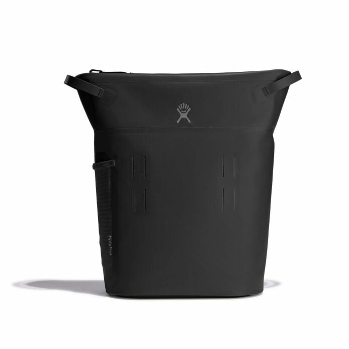 20-l-day-escapetm-pack-s5 20-l-day-escape-soft-cooler-pack-black-straight-on.jpg
