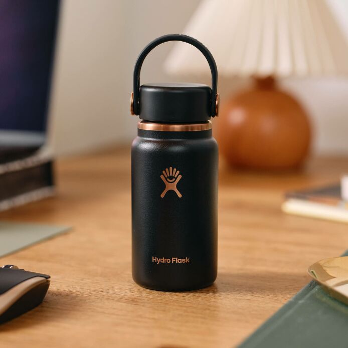 arc-collection-micro-hydro-200-ml-x5 black_-_lifestyle_1.jpeg