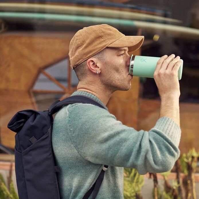 20-oz-coffee-cup-y8 hf_s26_mcinnis_0666_1_4.jpg