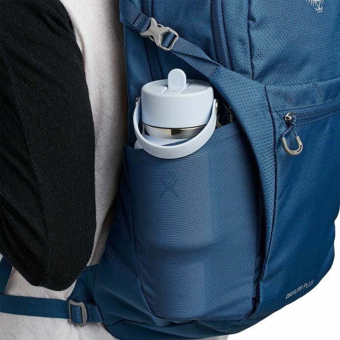24-oz-travel-bottle-with-flex-straw-cap-x5 travelbottle-hb-backpack_1_8_1.jpg
